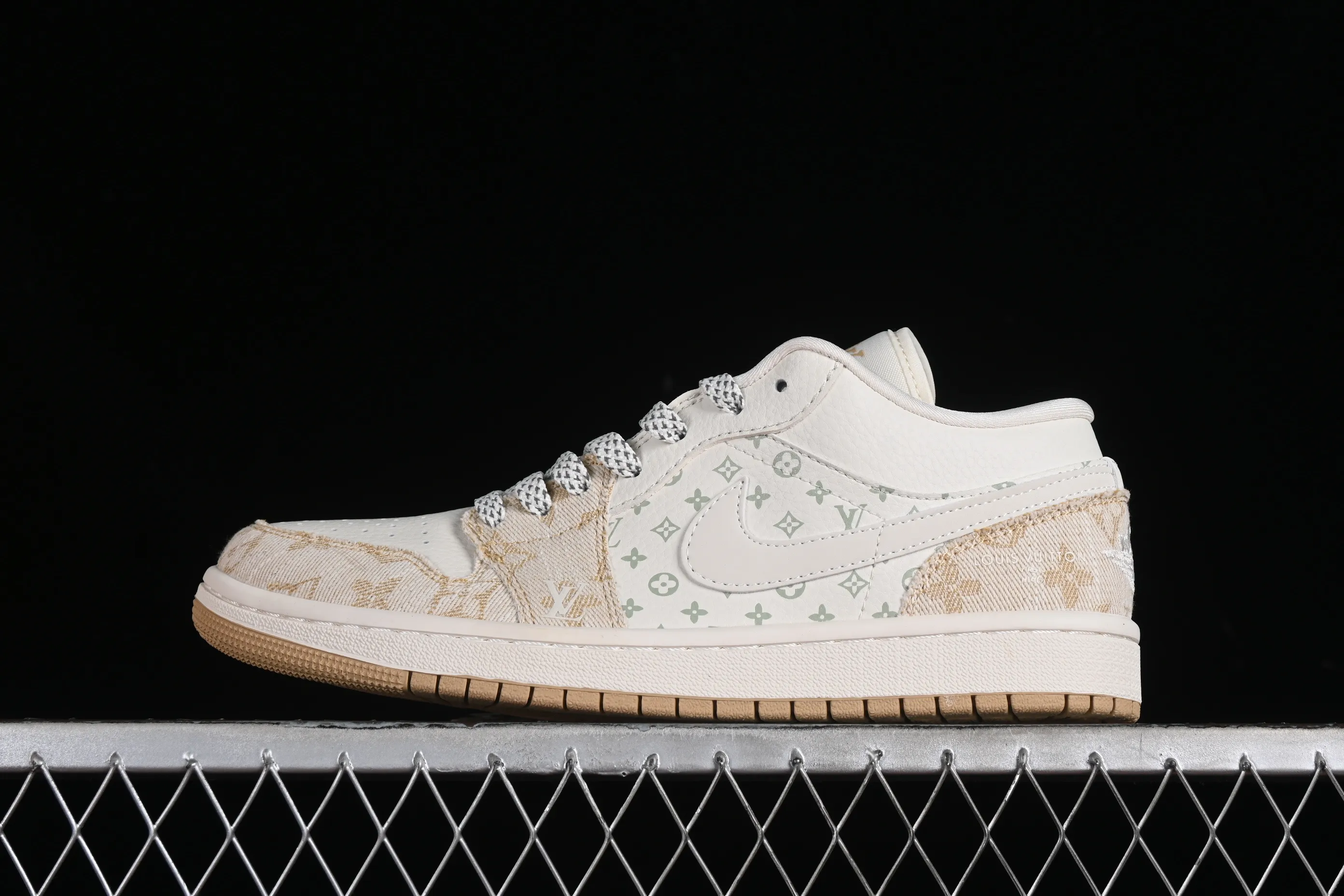 All categories Air Jordan Jordan series basketball shoes Air Jordan 1 Low High-end customized low-top sneakers Air Jordan 1 Low AJ1 Joe 1 LV joint-denim khaki High-end customized low-top cultural casual sneakers SJ9950-002